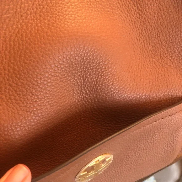 Beautiful Tory Burch Shoulder Bag Brand New W/O Tags - Picture 9 of 9